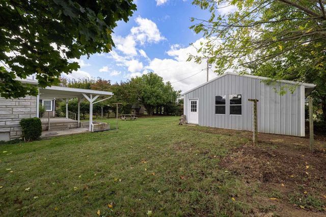 403 LEE AVE, Elkton, VA 22827