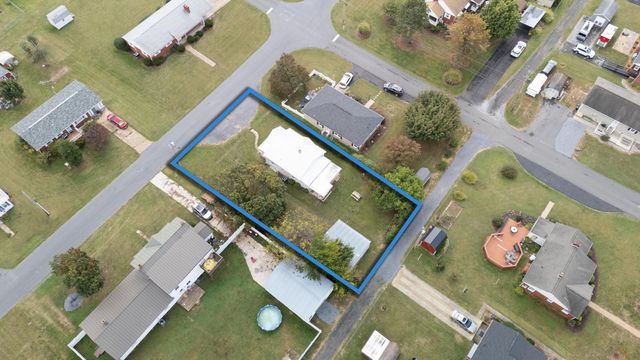 403 LEE AVE, Elkton, VA 22827