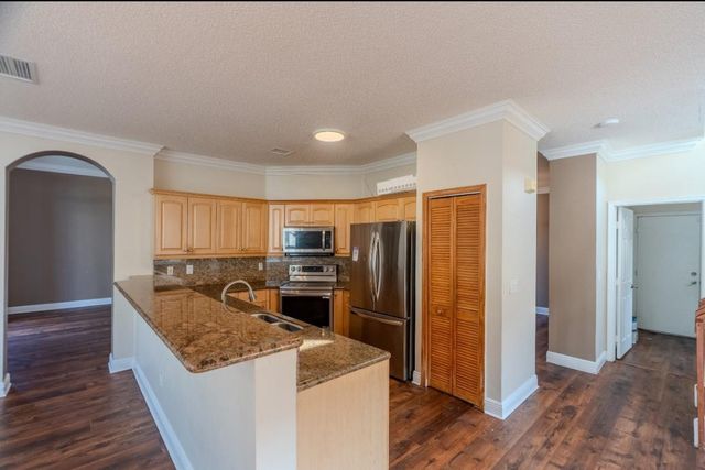 19431 SW 2nd Street, Pembroke Pines, FL 33029