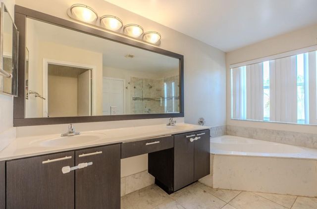 19431 SW 2nd Street, Pembroke Pines, FL 33029