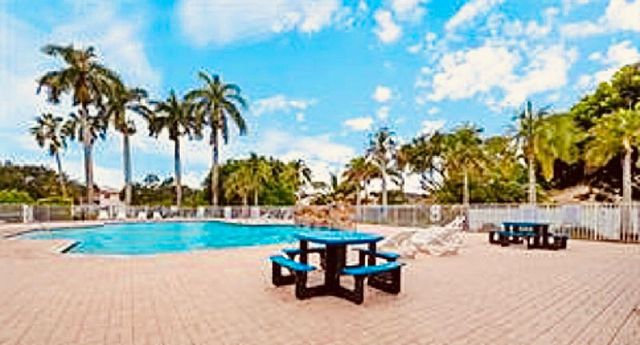 19431 SW 2nd Street, Pembroke Pines, FL 33029