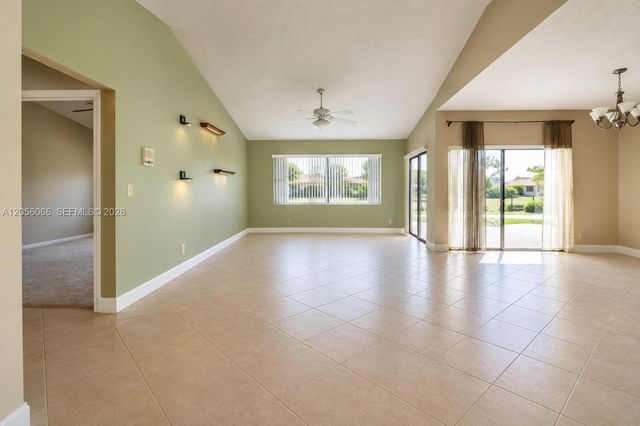 1855 SW 101st Ave, Davie, FL 33324