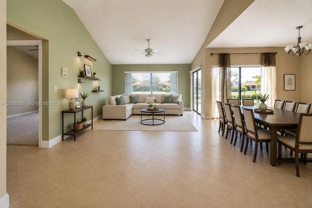 1855 SW 101st Ave, Davie, FL 33324