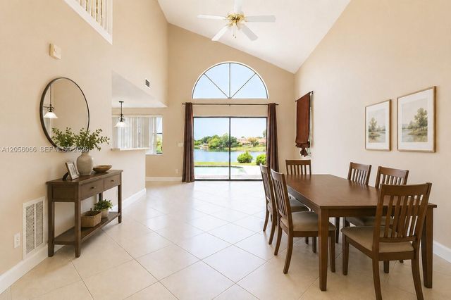 1855 SW 101st Ave, Davie, FL 33324