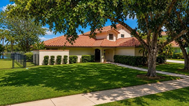 1855 SW 101st Ave, Davie, FL 33324