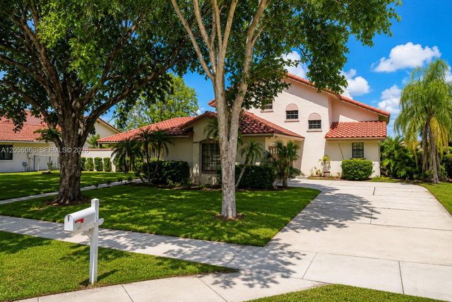 1855 SW 101st Ave, Davie, FL 33324