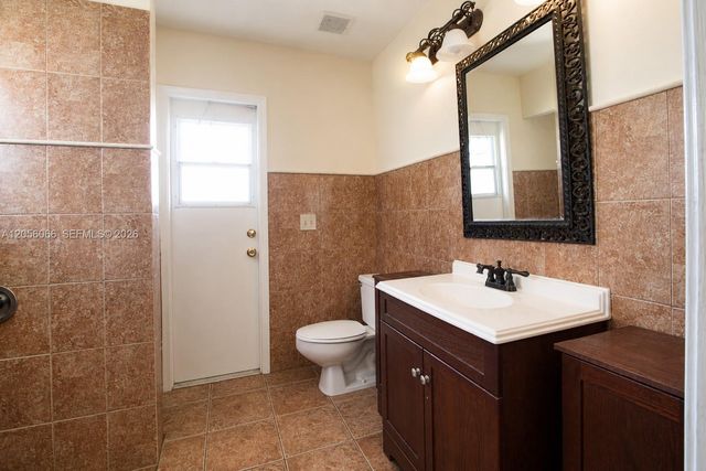 1855 SW 101st Ave, Davie, FL 33324