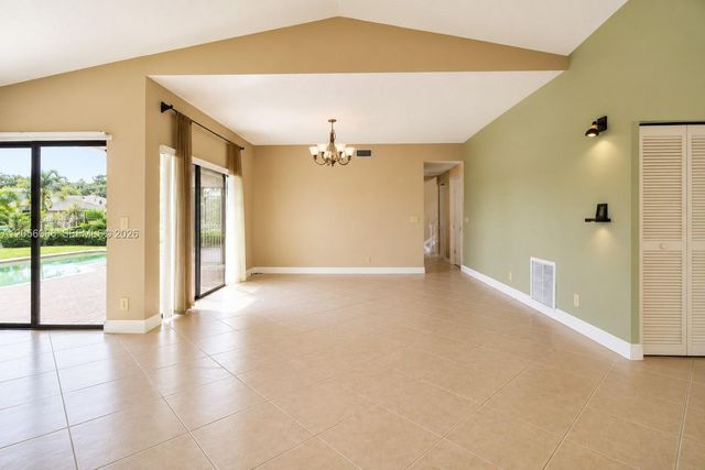 1855 SW 101st Ave, Davie, FL 33324