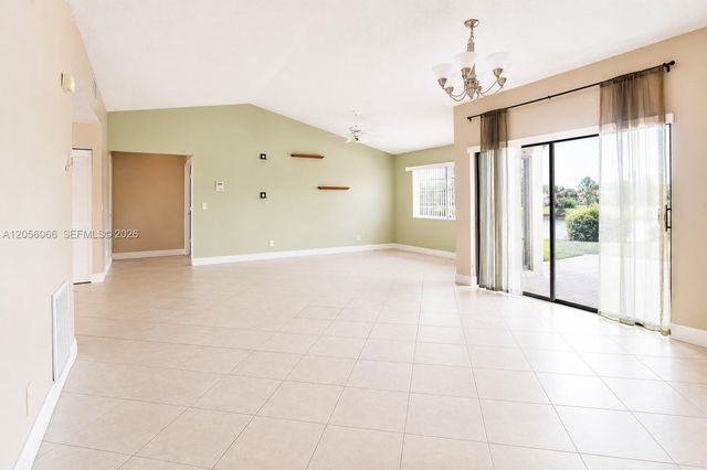 1855 SW 101st Ave, Davie, FL 33324