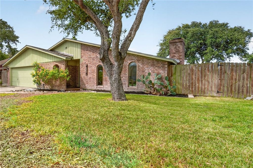 4114 Nicklaus, Corpus Christi, TX 78413 — photo 2