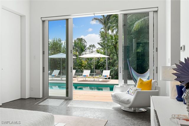 2211 South Winds DR, Naples, FL 34102