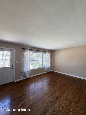 533 Village Dr, Elizabethtown, KY 42701