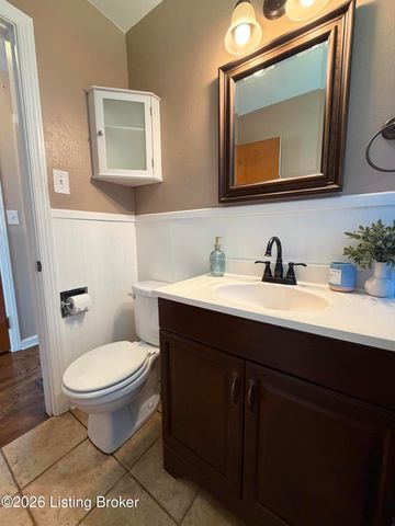 533 Village Dr, Elizabethtown, KY 42701