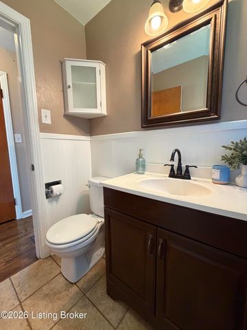 533 Village Dr, Elizabethtown, KY 42701