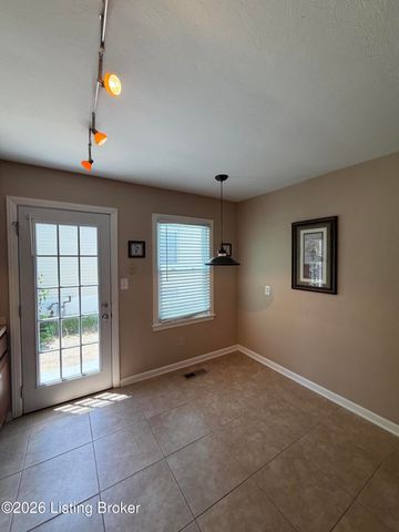 533 Village Dr, Elizabethtown, KY 42701