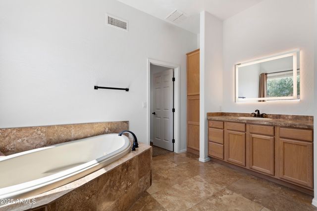 11318 E White Feather Lane, Scottsdale, AZ 85262