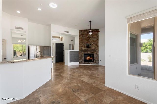 11318 E White Feather Lane, Scottsdale, AZ 85262