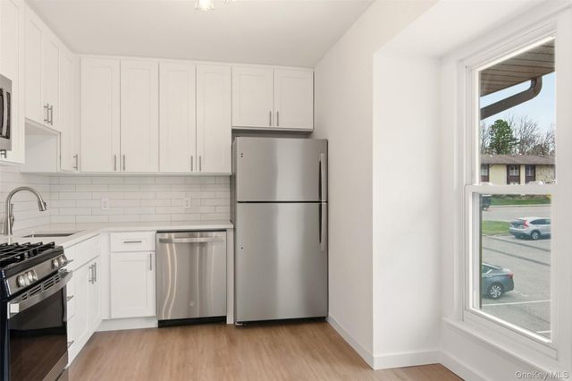 8 Dogwood Court 8, Selden, NY 11784