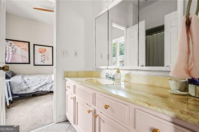 2471 Cedar Brook W, Marietta, GA 30067