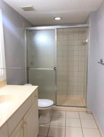 1971 Freeport Ln 4915, Riviera Beach, FL 33404