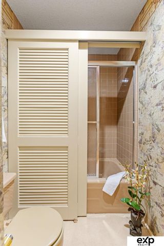 770 N 93rd St Apt 1B4, Omaha, NE 68114