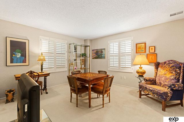 770 N 93rd St Apt 1B4, Omaha, NE 68114