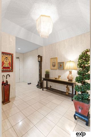 770 N 93rd St Apt 1B4, Omaha, NE 68114