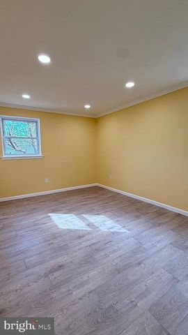 460 PARLIN ST, Philadelphia, PA 19116