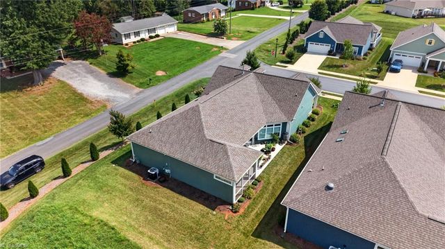 579 Tarrant Crossing, Kernersville, NC 27284