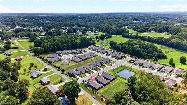 579 Tarrant Crossing, Kernersville, NC 27284