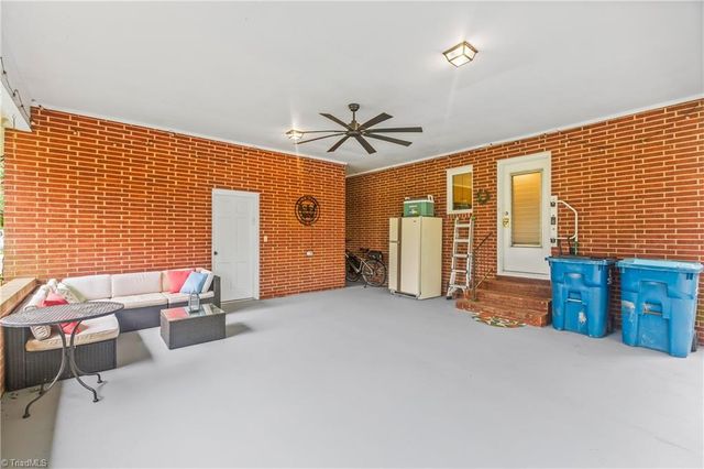 5228 Weatherly Road, Greensboro, NC 27406