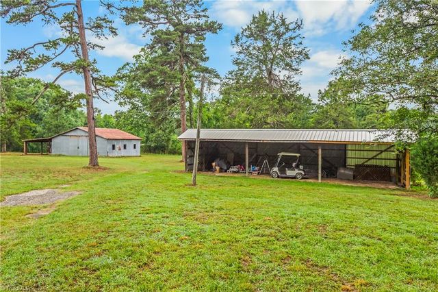 5228 Weatherly Road, Greensboro, NC 27406