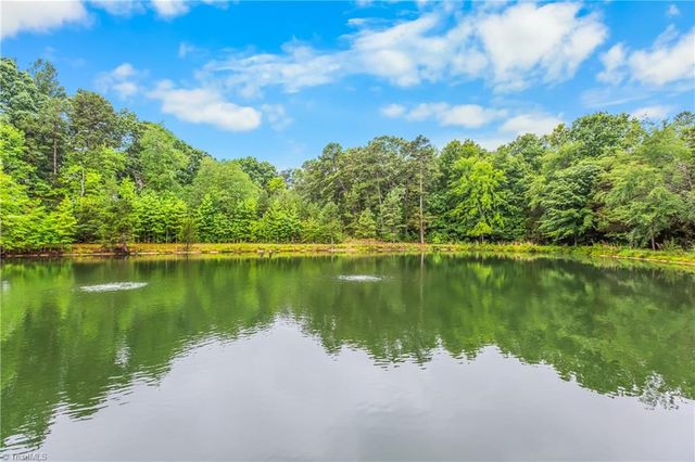 5228 Weatherly Road, Greensboro, NC 27406