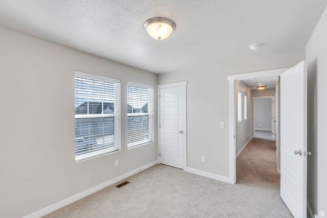 337 N BROOKVIEW DR, Lindon, UT 84042