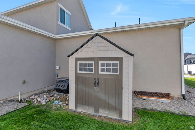 337 N BROOKVIEW DR, Lindon, UT 84042