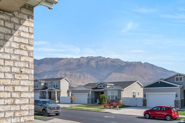 337 N BROOKVIEW DR, Lindon, UT 84042