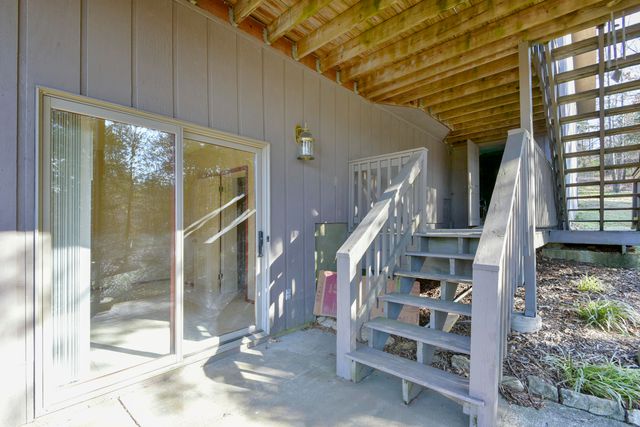 1304 Stoneycreek Lane, Branson West, MO 65737