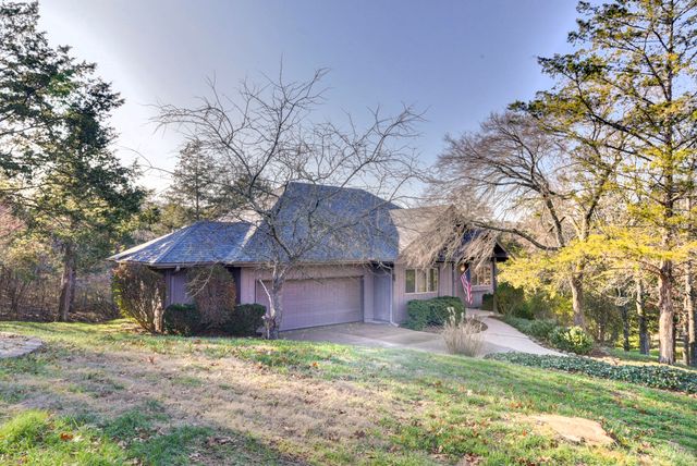 1304 Stoneycreek Lane, Branson West, MO 65737