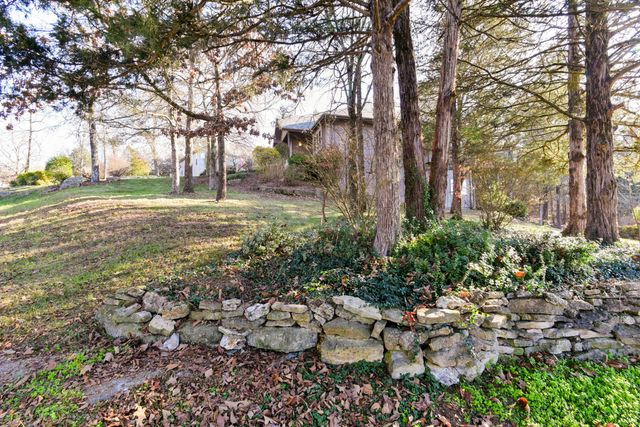 1304 Stoneycreek Lane, Branson West, MO 65737