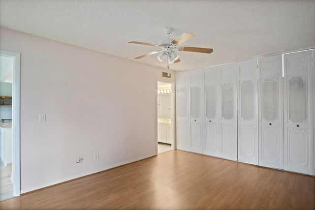 1800 SE Saint Lucie Boulevard 9-204, Stuart, FL 34996