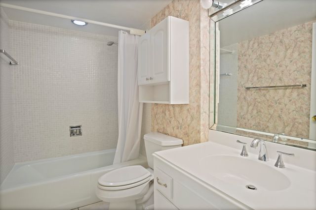 1800 SE Saint Lucie Boulevard 9-204, Stuart, FL 34996