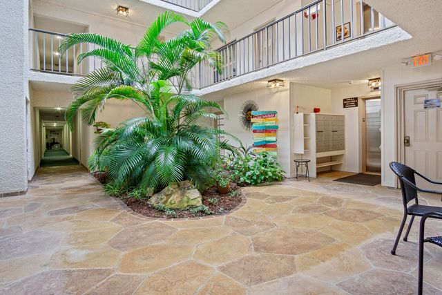 1800 SE Saint Lucie Boulevard 9-204, Stuart, FL 34996