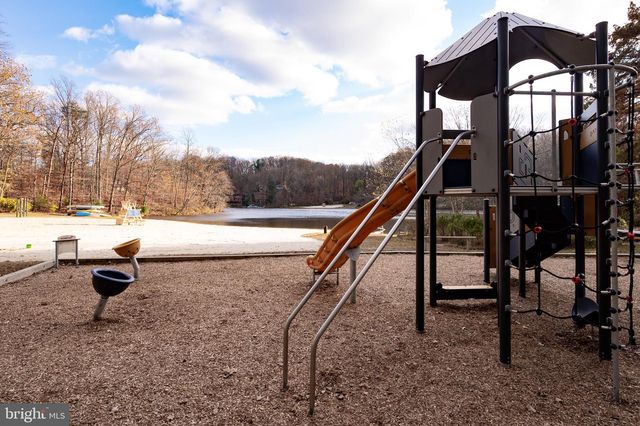 6124 BEACHWAY DR, Falls Church, VA 22041