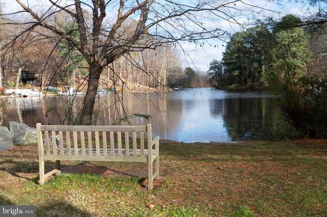 6124 BEACHWAY DR, Falls Church, VA 22041