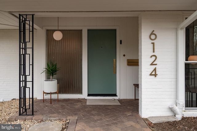 6124 BEACHWAY DR, Falls Church, VA 22041