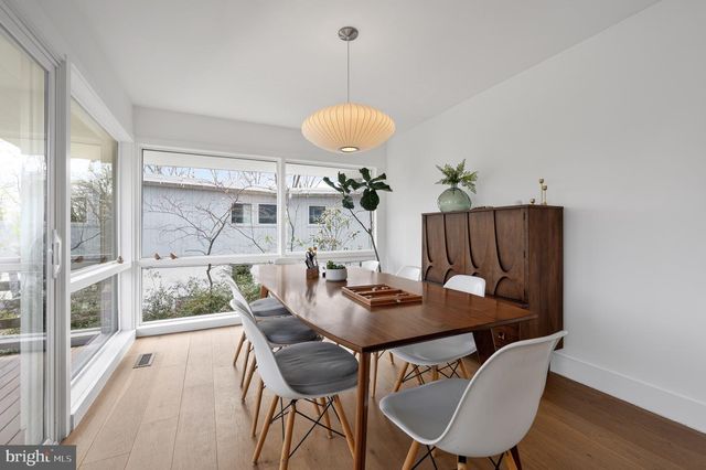 6124 BEACHWAY DR, Falls Church, VA 22041