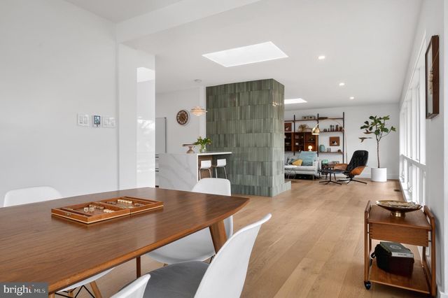 6124 BEACHWAY DR, Falls Church, VA 22041