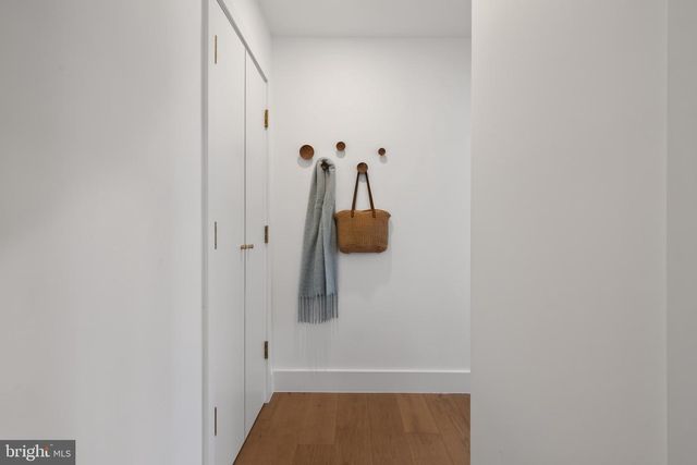 6124 BEACHWAY DR, Falls Church, VA 22041