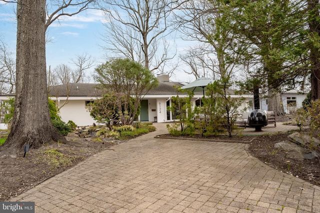 6124 BEACHWAY DR, Falls Church, VA 22041
