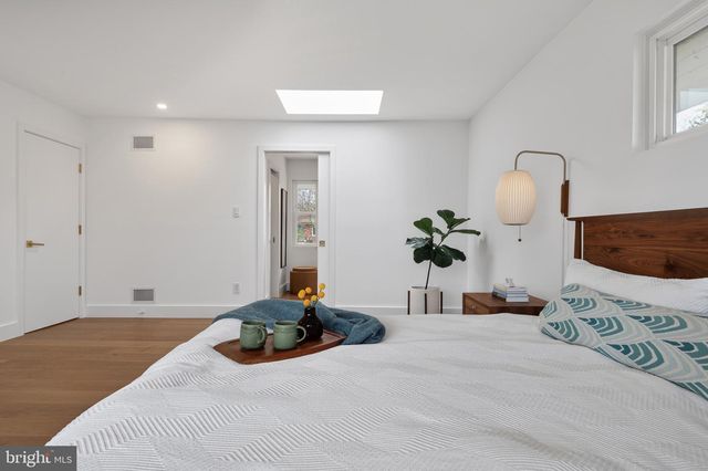 6124 BEACHWAY DR, Falls Church, VA 22041